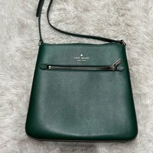 Sadie North South Crossbody Black